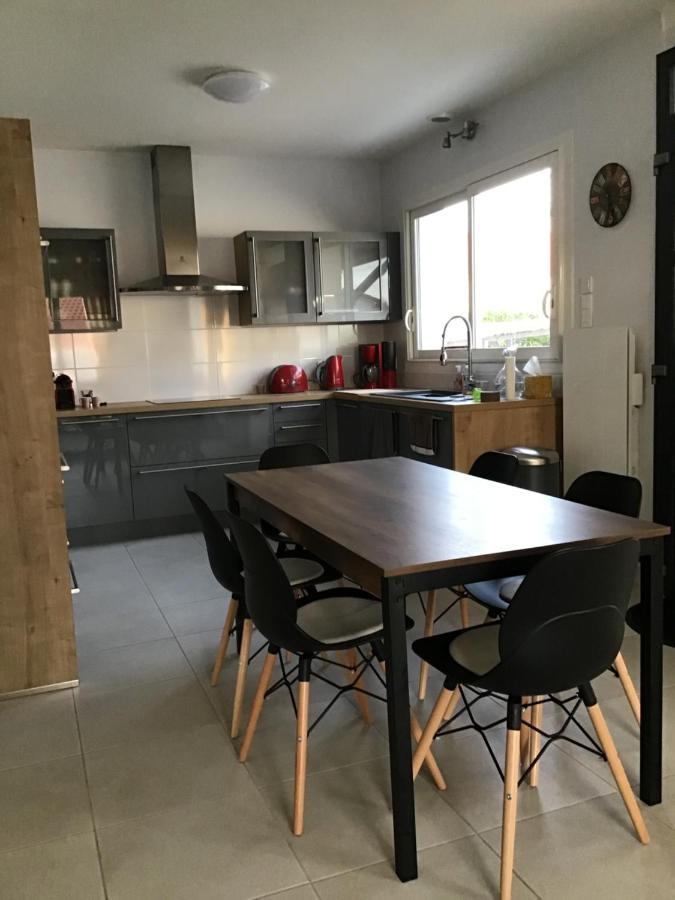 Charmante Maison Idealement Situee Saint Gilles Croix de vie Buitenkant foto